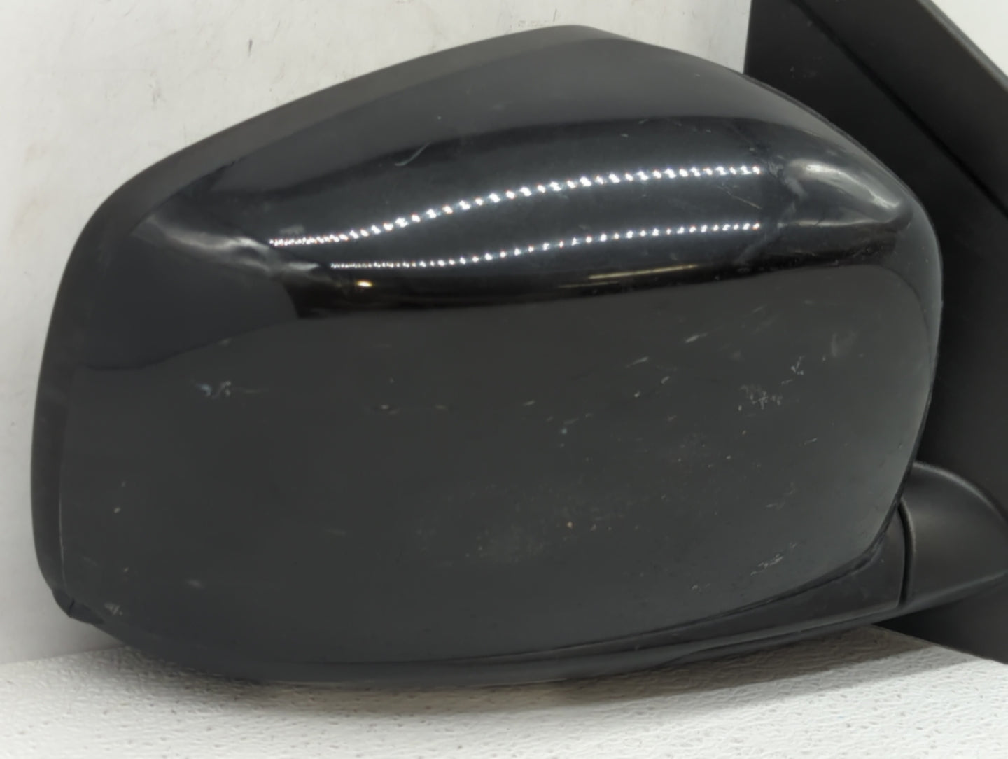 2019 Dodge Caravan Side Mirror Replacement Passenger Right View Door Mirror P/N:1AB721XRAI Fits OEM Used Auto Parts - Oemuse
