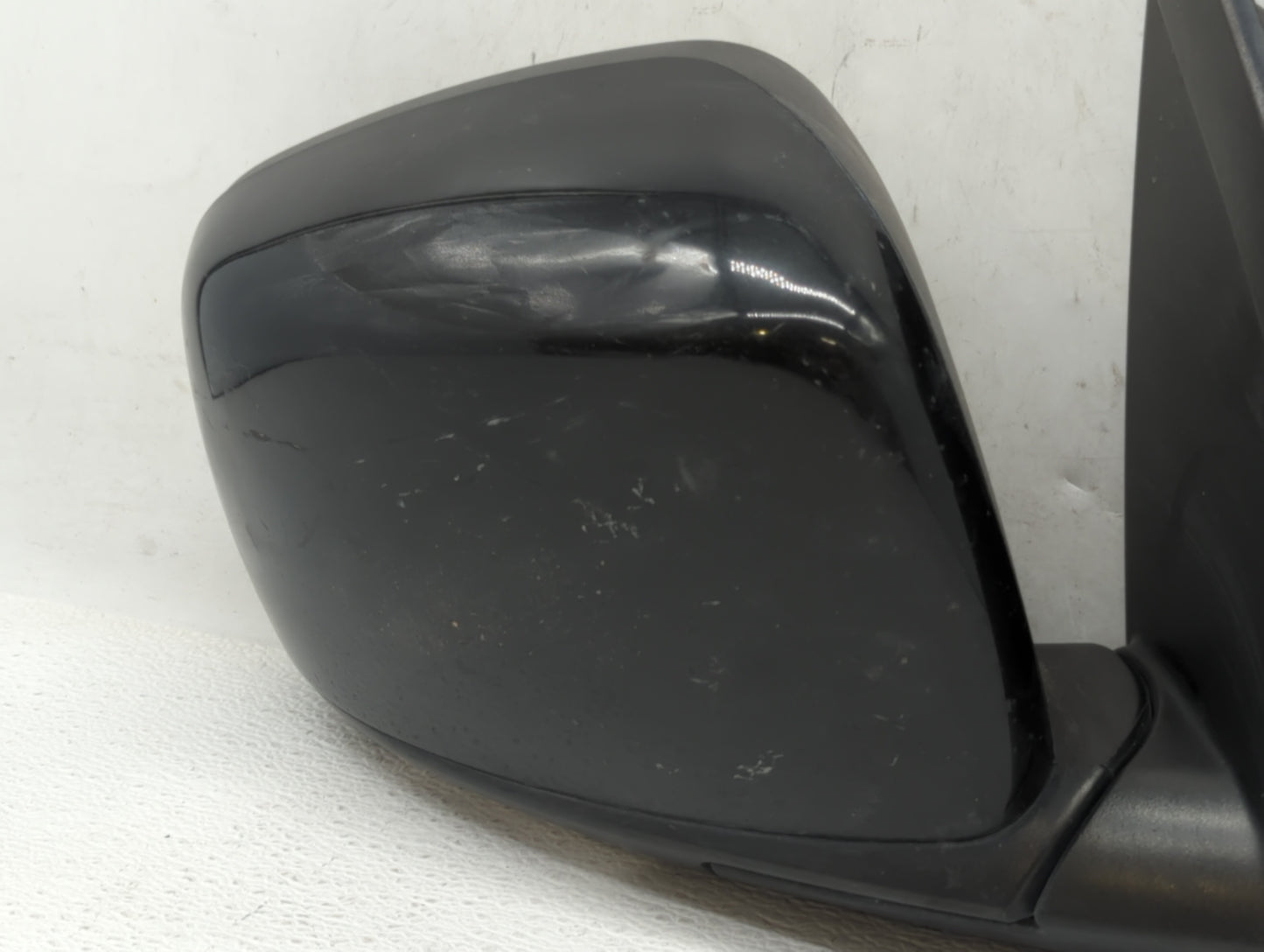 2019 Dodge Caravan Side Mirror Replacement Passenger Right View Door Mirror P/N:1AB721XRAI Fits OEM Used Auto Parts - Oemuse