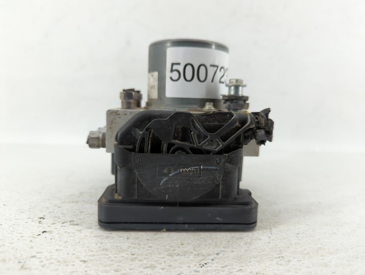 2019 Dodge Caravan Anti-Lock Brake ABS Pump Module Actuator OEM P/N:P68443867AA Fits Fits 2015 2016 2017 2018 2020 OEM Used 