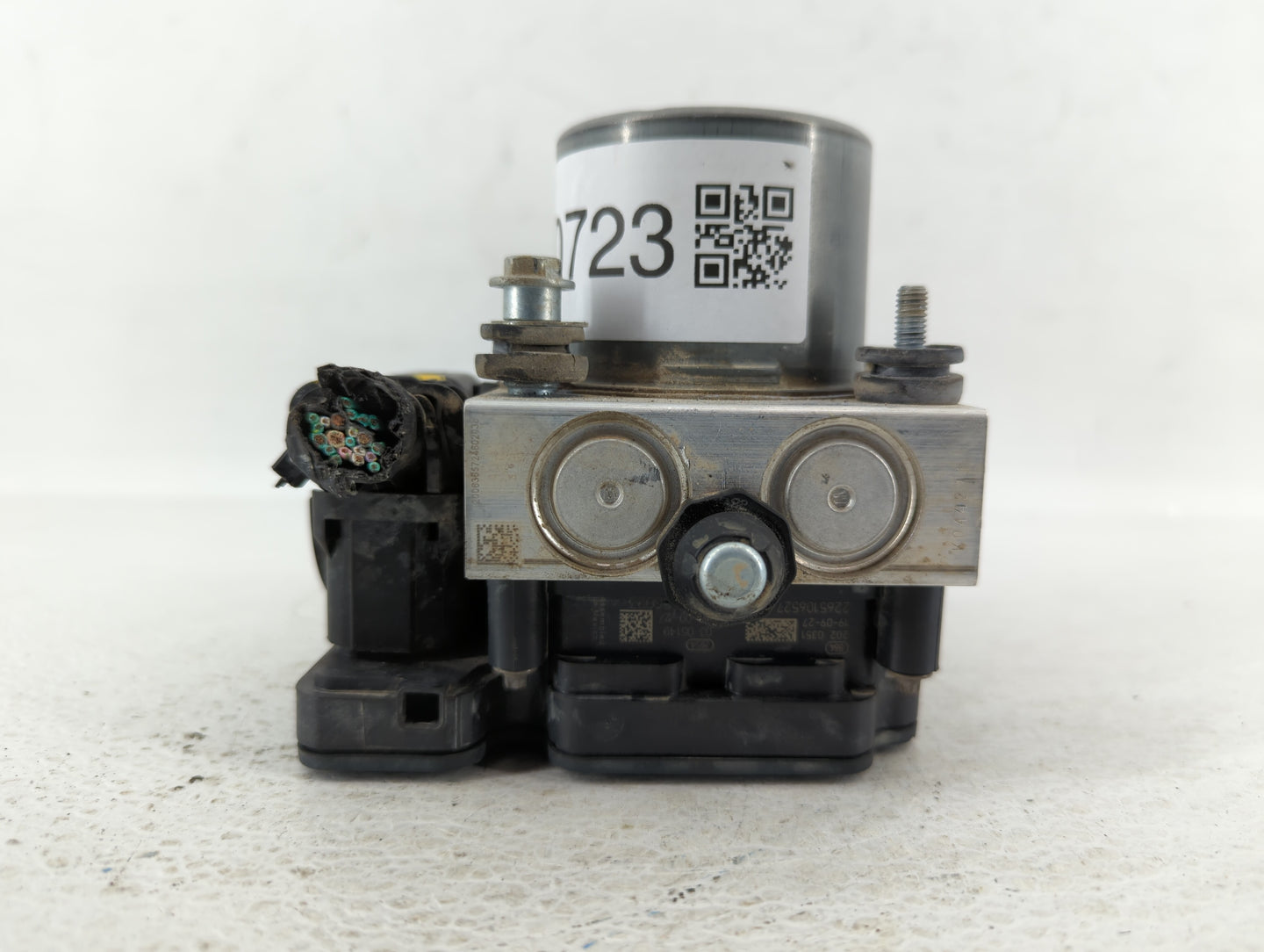 2019 Dodge Caravan ABS Pump Control Module Replacement P/N:P68443867AA Fits Fits 2015 2016 2017 2018 2020 OEM Used Auto Part