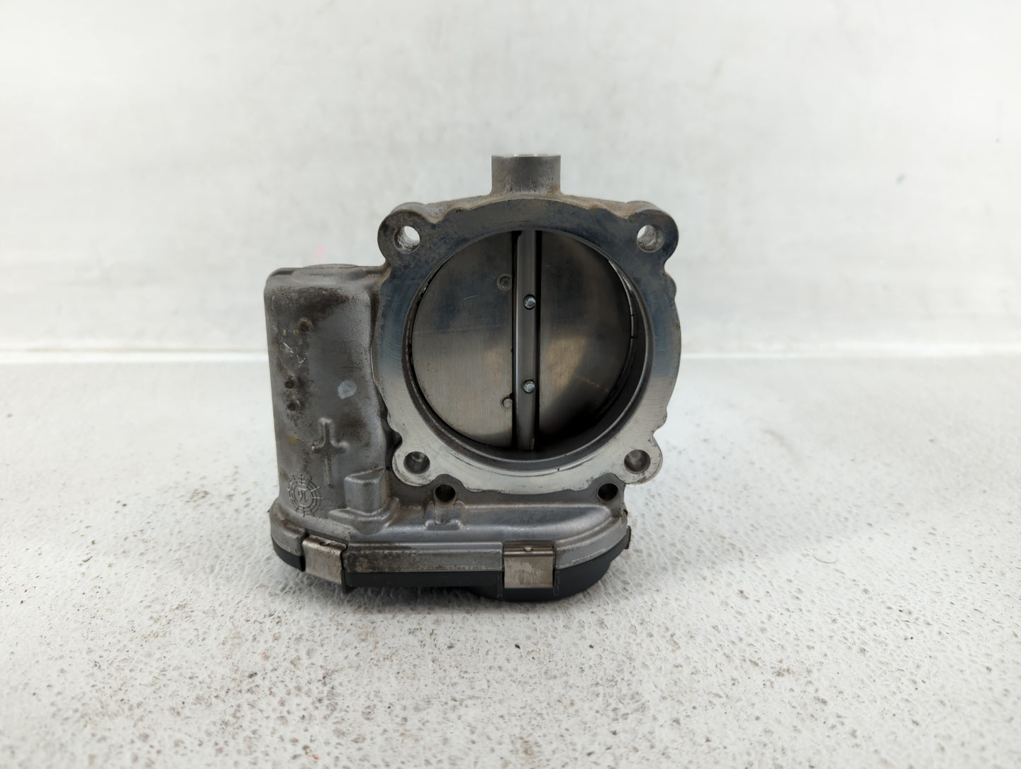 2019 Dodge Caravan Throttle Body P/N:05184349AE Fits Fits 2011 2012 2013 2014 2015 2016 2017 2018 2020 2021 2022 OEM Used Au