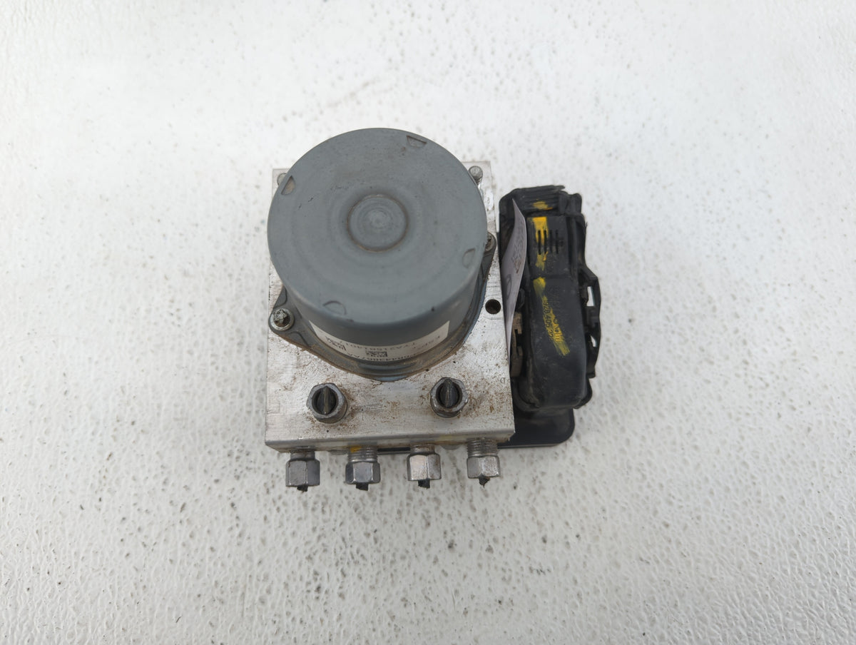 2019 Dodge Caravan Anti-Lock Brake ABS Pump Module Actuator OEM P/N:P68443867AA Fits Fits 2015 2016 2017 2018 2020 OEM Used 