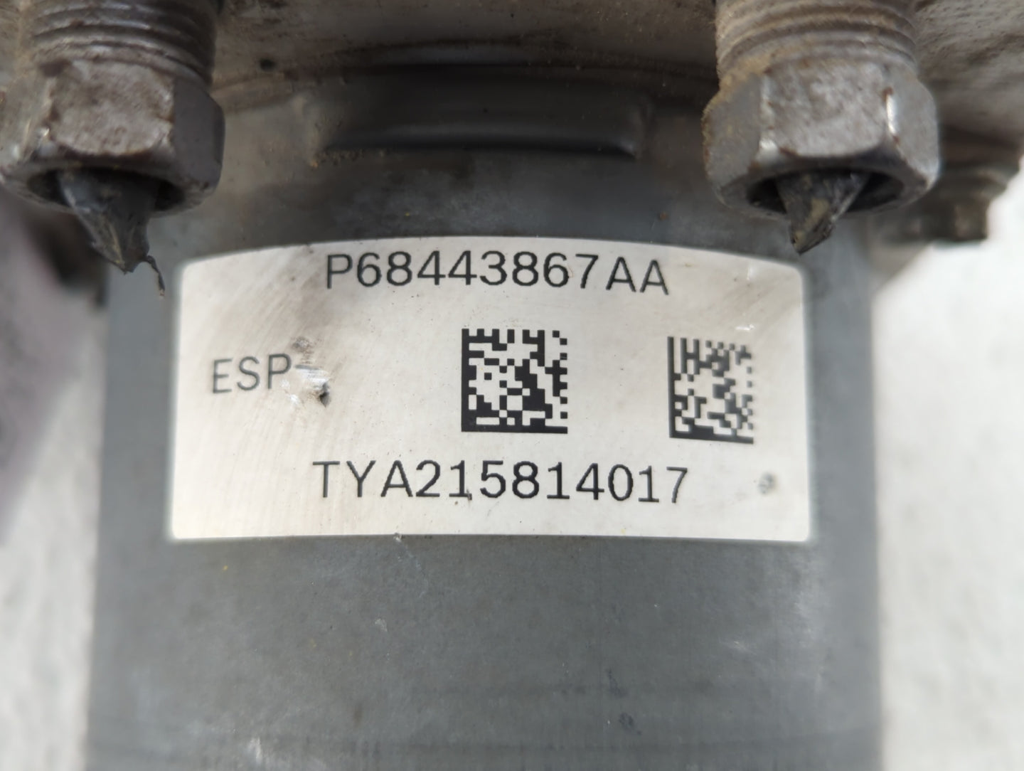 2019 Dodge Caravan ABS Pump Control Module Replacement P/N:P68443867AA Fits Fits 2015 2016 2017 2018 2020 OEM Used Auto Part