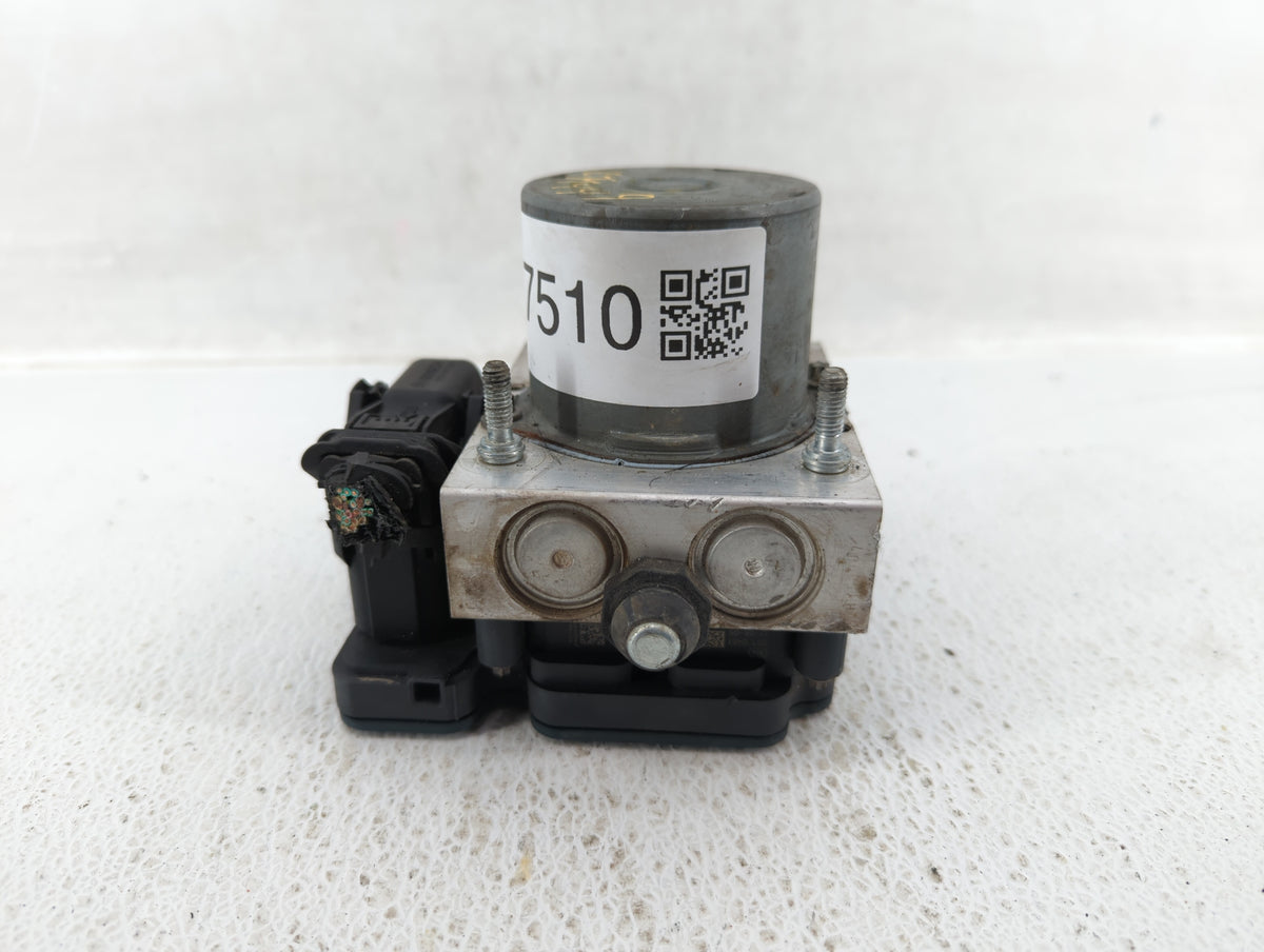 2019 Dodge Caravan Anti-Lock Brake ABS Pump Module Actuator OEM P/N:P68183803AD P68443867AA Fits Fits 2015 2016 2017 2018 20