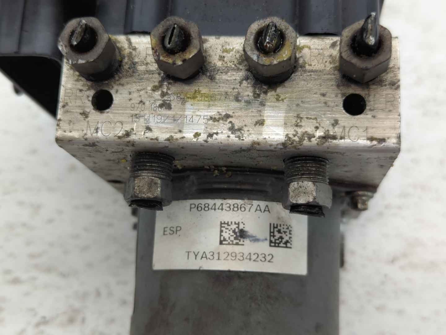 2019 Dodge Caravan ABS Pump Control Module Replacement P/N:P68443867AA Fits Fits 2015 2016 2017 2018 2020 OEM Used Auto Part