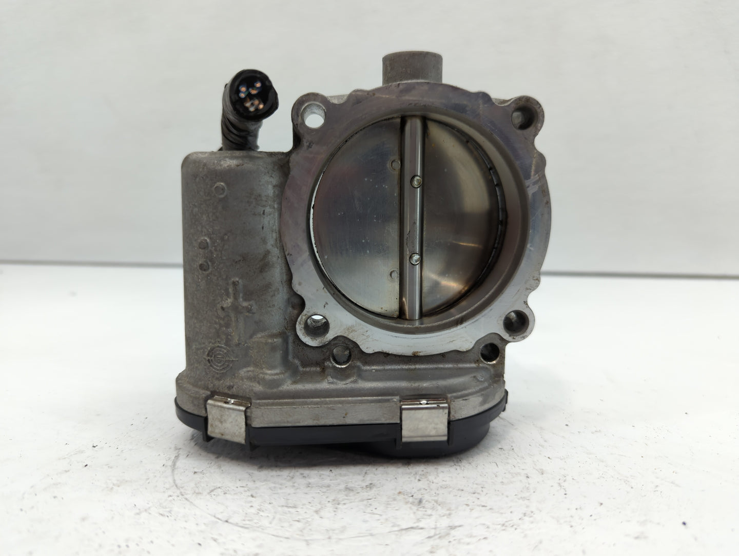 2019 Dodge Caravan Throttle Body P/N:05184349AE Fits Fits 2011 2012 2013 2014 2015 2016 2017 2018 2020 2021 2022 OEM Used Au