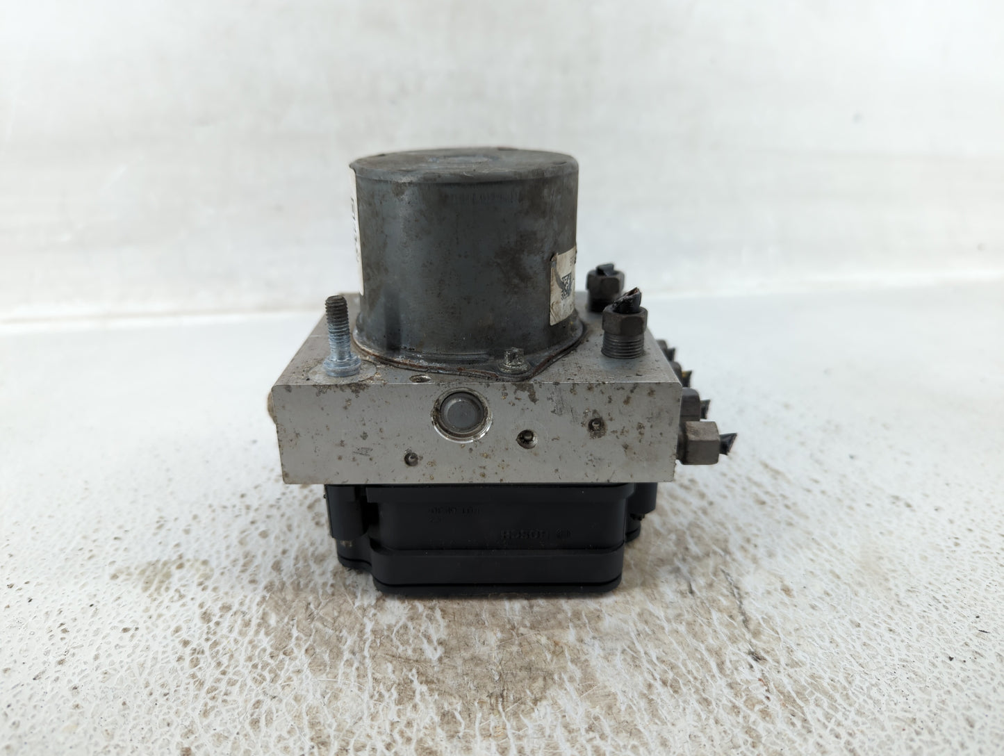 2019 Dodge Caravan ABS Pump Control Module Replacement P/N:P68443867AA Fits Fits 2015 2016 2017 2018 2020 OEM Used Auto Part