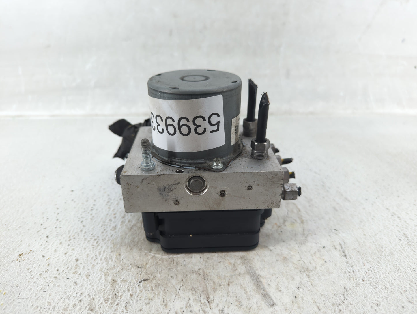 2019 Dodge Caravan ABS Pump Control Module Replacement P/N:P68443867AA Fits Fits 2015 2016 2017 2018 2020 OEM Used Auto Part