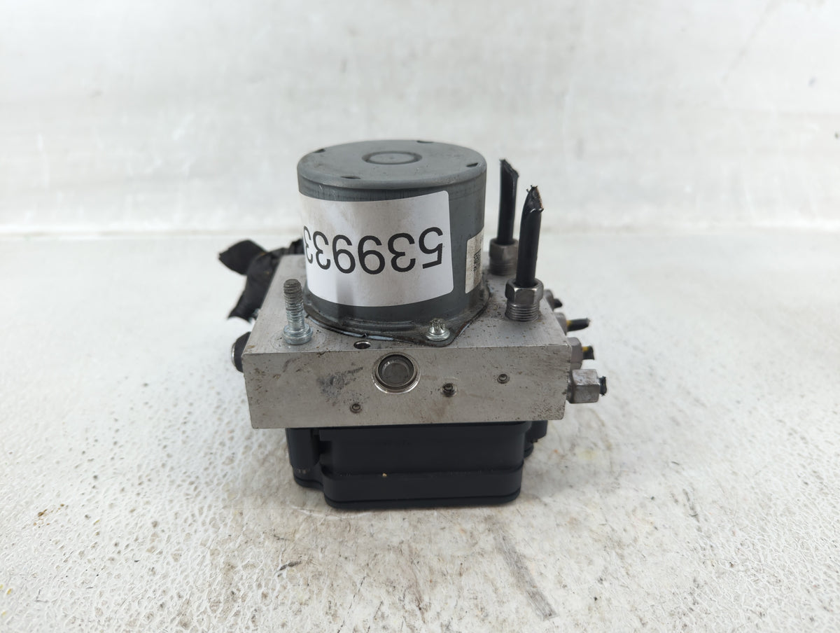 2019 Dodge Caravan Anti-Lock Brake ABS Pump Module Actuator OEM P/N:P68443867AA Fits Fits 2015 2016 2017 2018 2020 OEM Used 