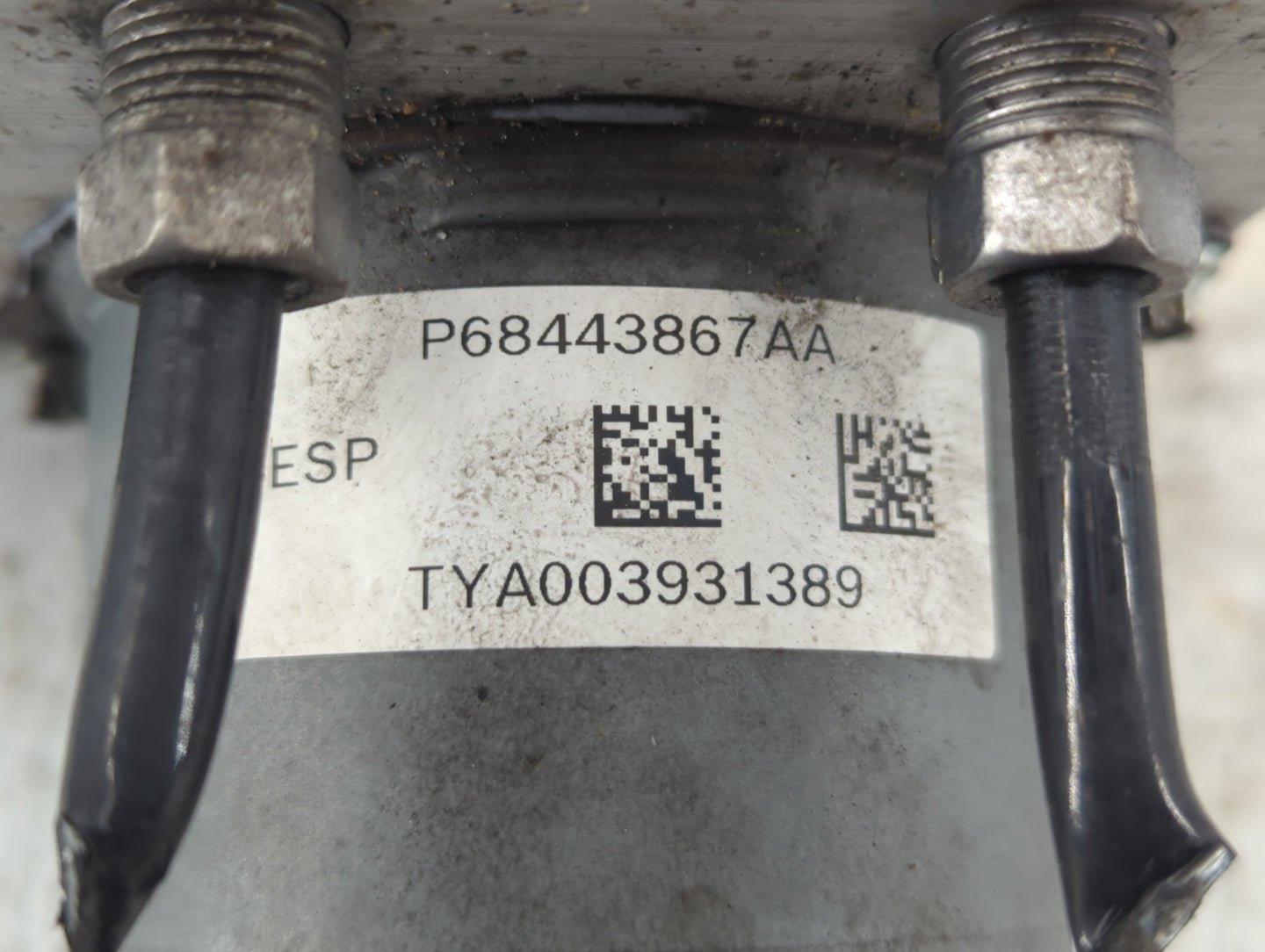 2019 Dodge Caravan ABS Pump Control Module Replacement P/N:P68443867AA Fits Fits 2015 2016 2017 2018 2020 OEM Used Auto Part