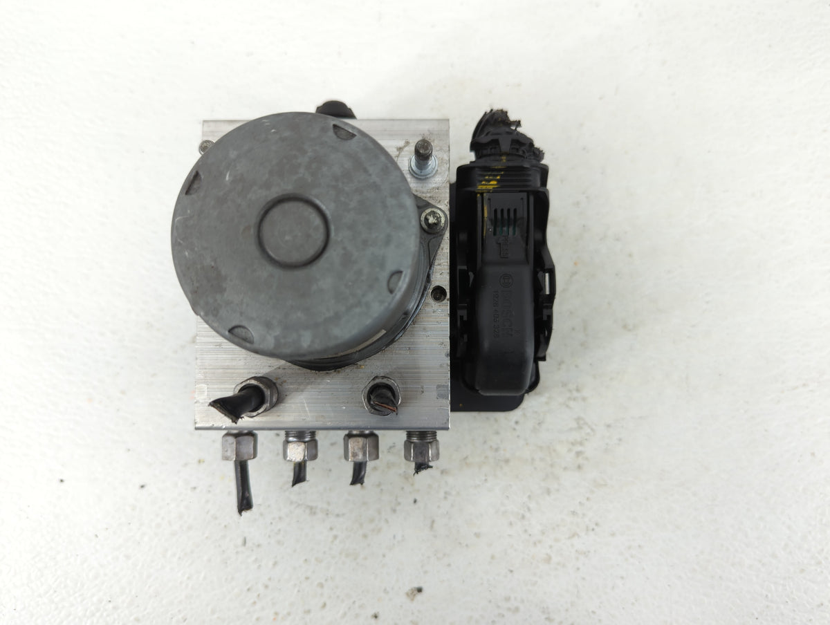 2019 Dodge Caravan Anti-Lock Brake ABS Pump Module Actuator OEM P/N:P68443867AA Fits Fits 2015 2016 2017 2018 2020 OEM Used 