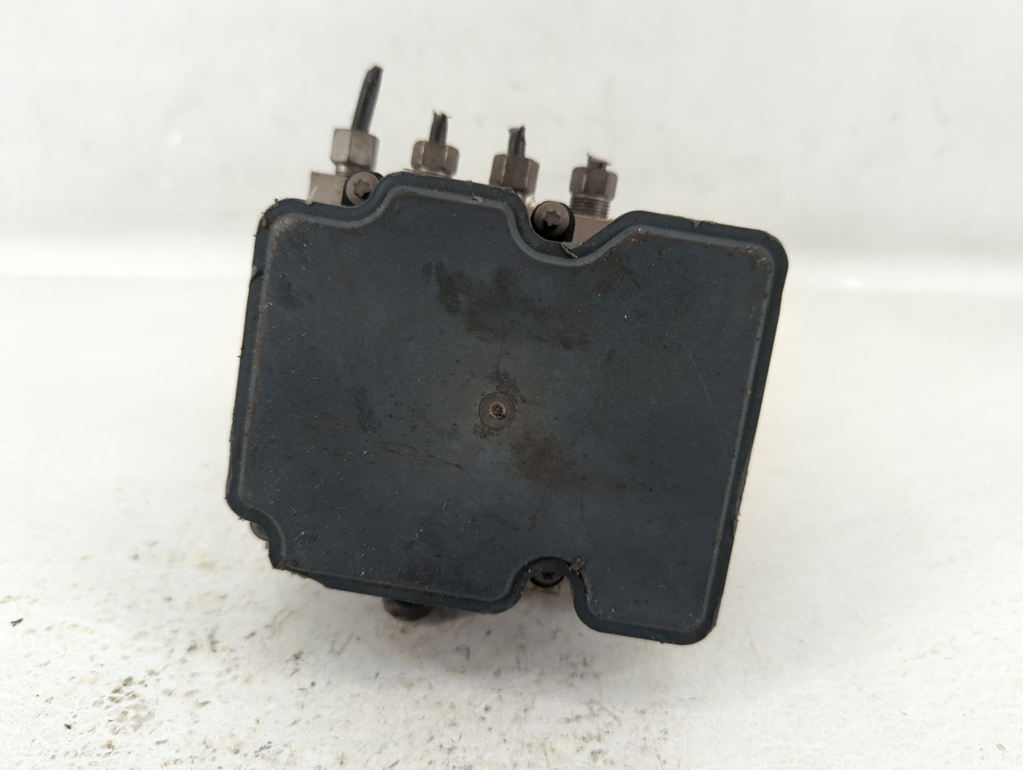 2019 Dodge Caravan ABS Pump Control Module Replacement P/N:P68443867AA Fits Fits 2015 2016 2017 2018 2020 OEM Used Auto Part