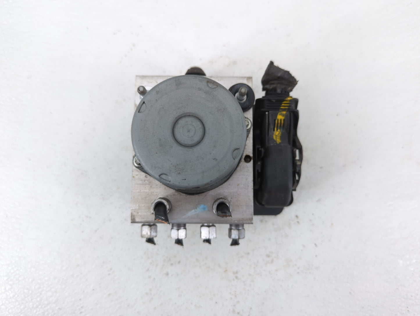 2019 Dodge Caravan ABS Pump Control Module Replacement P/N:P68443867AA Fits Fits 2015 2016 2017 2018 2020 OEM Used Auto Part