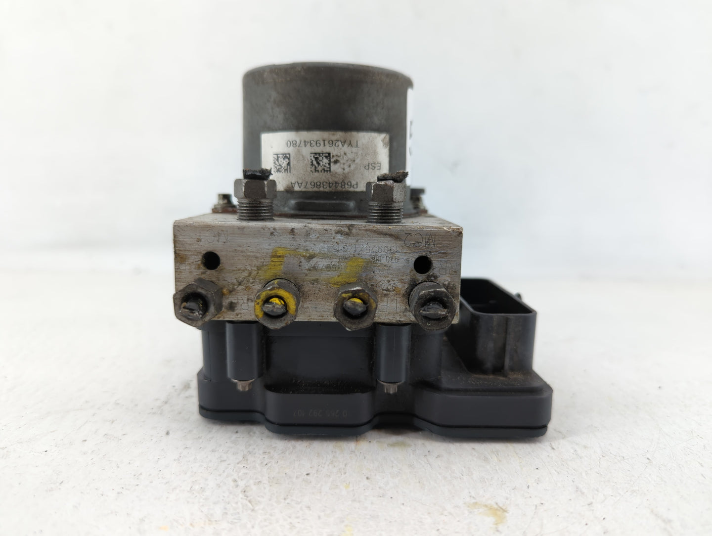 2019 Dodge Caravan ABS Pump Control Module Replacement P/N:68443867AA P68443867AA Fits Fits 2015 2016 2017 2018 2020 OEM Use