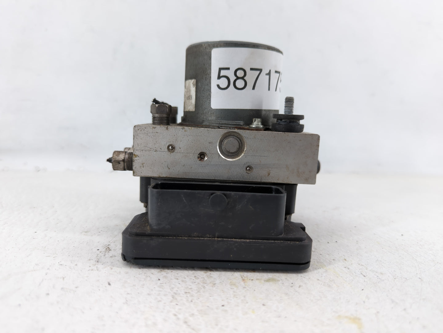 2019 Dodge Caravan ABS Pump Control Module Replacement P/N:68443867AA P68443867AA Fits Fits 2015 2016 2017 2018 2020 OEM Use