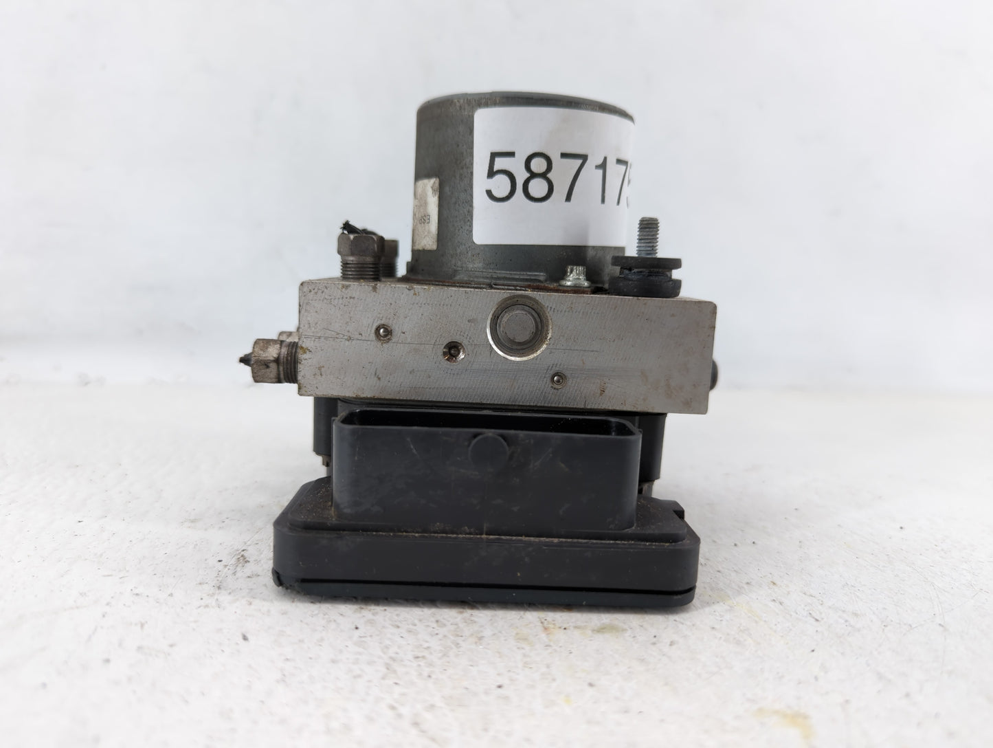 2019 Dodge Caravan ABS Pump Control Module Replacement P/N:68443867AA P68443867AA Fits Fits 2015 2016 2017 2018 2020 OEM Use