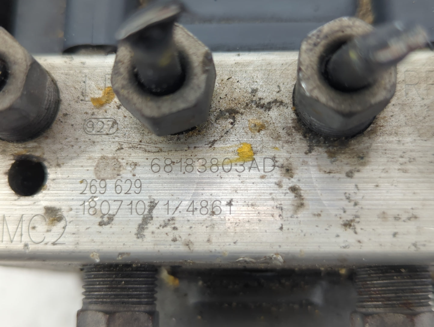 2019 Dodge Caravan ABS Pump Control Module Replacement P/N:P68183803AD Fits Fits 2015 2016 2017 2018 2020 OEM Used Auto Part