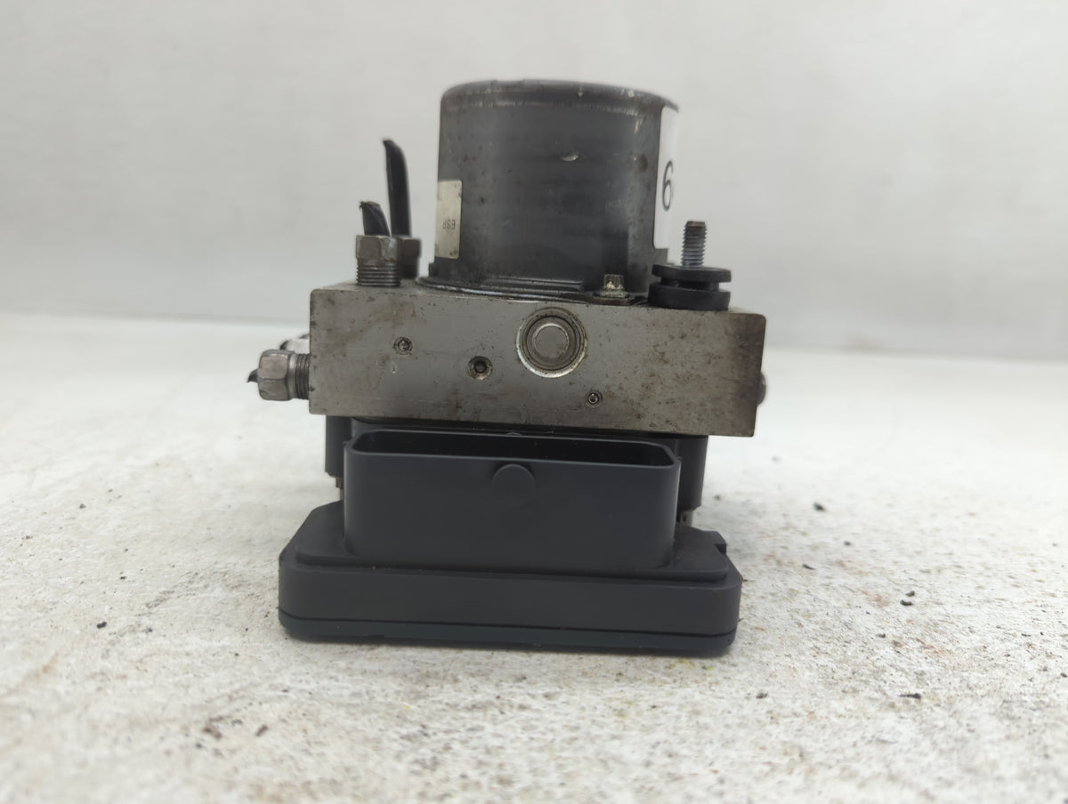 2019 Dodge Caravan Anti-Lock Brake ABS Pump Module Actuator OEM P/N:P68183803AC Fits Fits 2015 2016 2017 2018 2020 OEM Used 