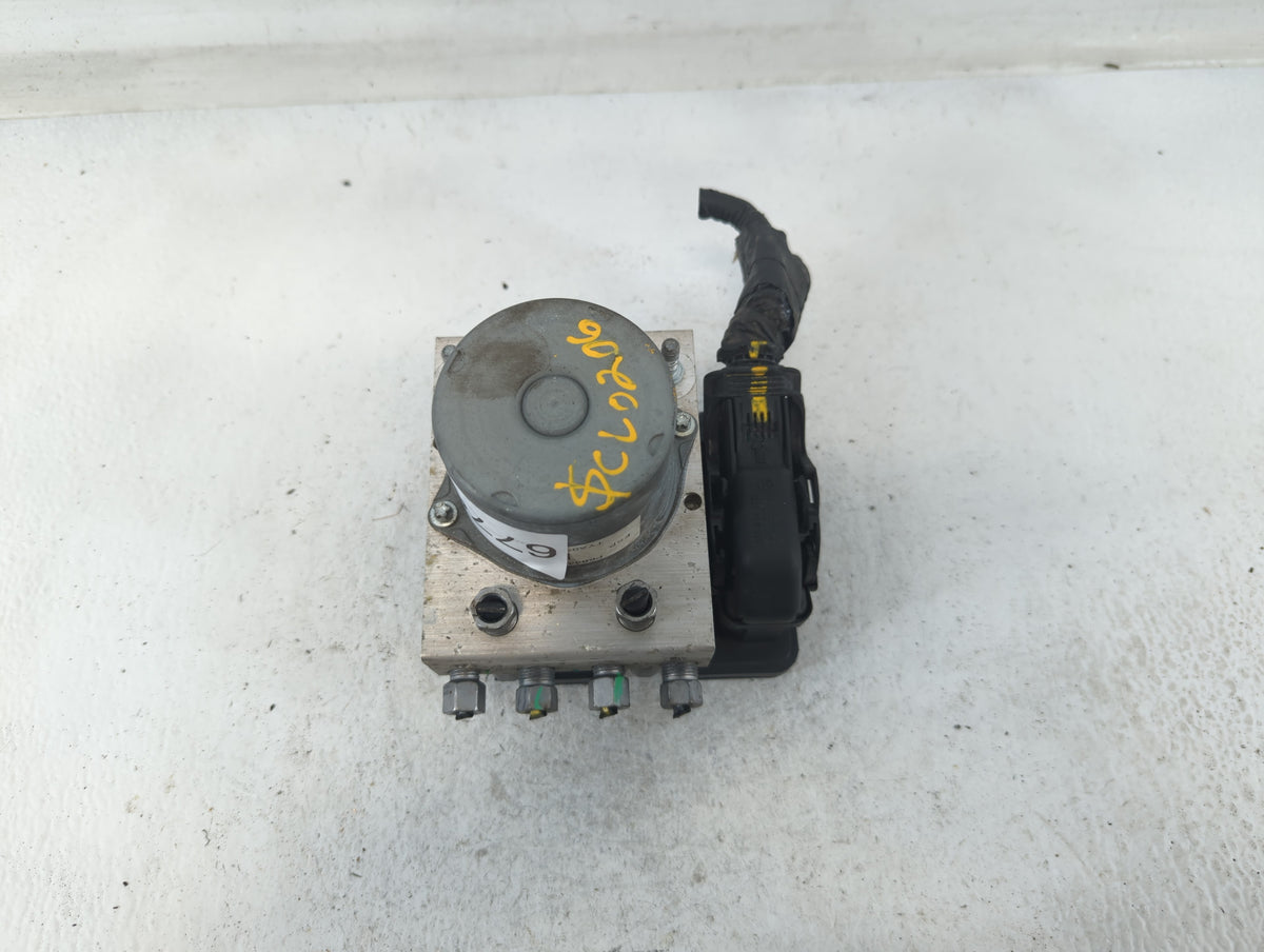 2019 Dodge Caravan Anti-Lock Brake ABS Pump Module Actuator OEM P/N:P68443867AA Fits Fits 2015 2016 2017 2018 2020 OEM Used 
