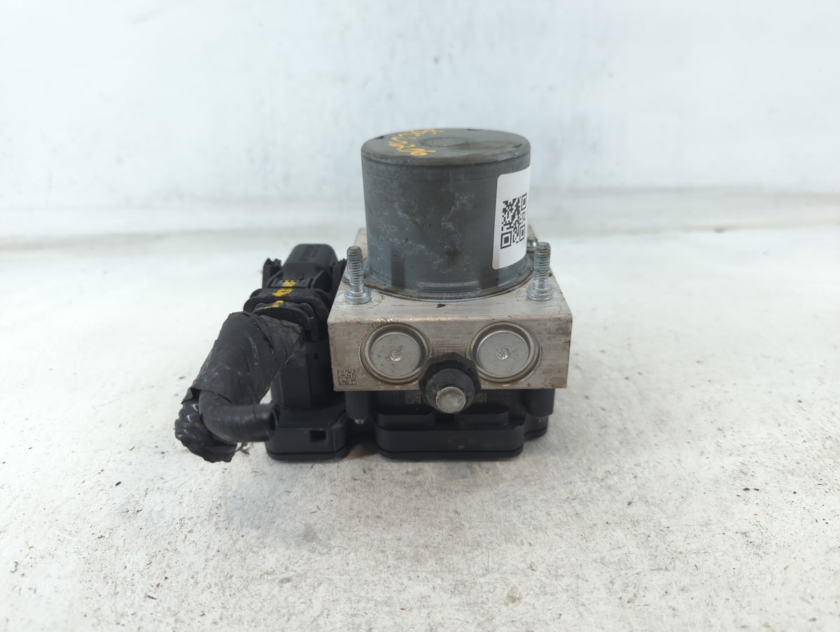 2019 Dodge Caravan Anti-Lock Brake ABS Pump Module Actuator OEM P/N:P68443867AA Fits Fits 2015 2016 2017 2018 2020 OEM Used 