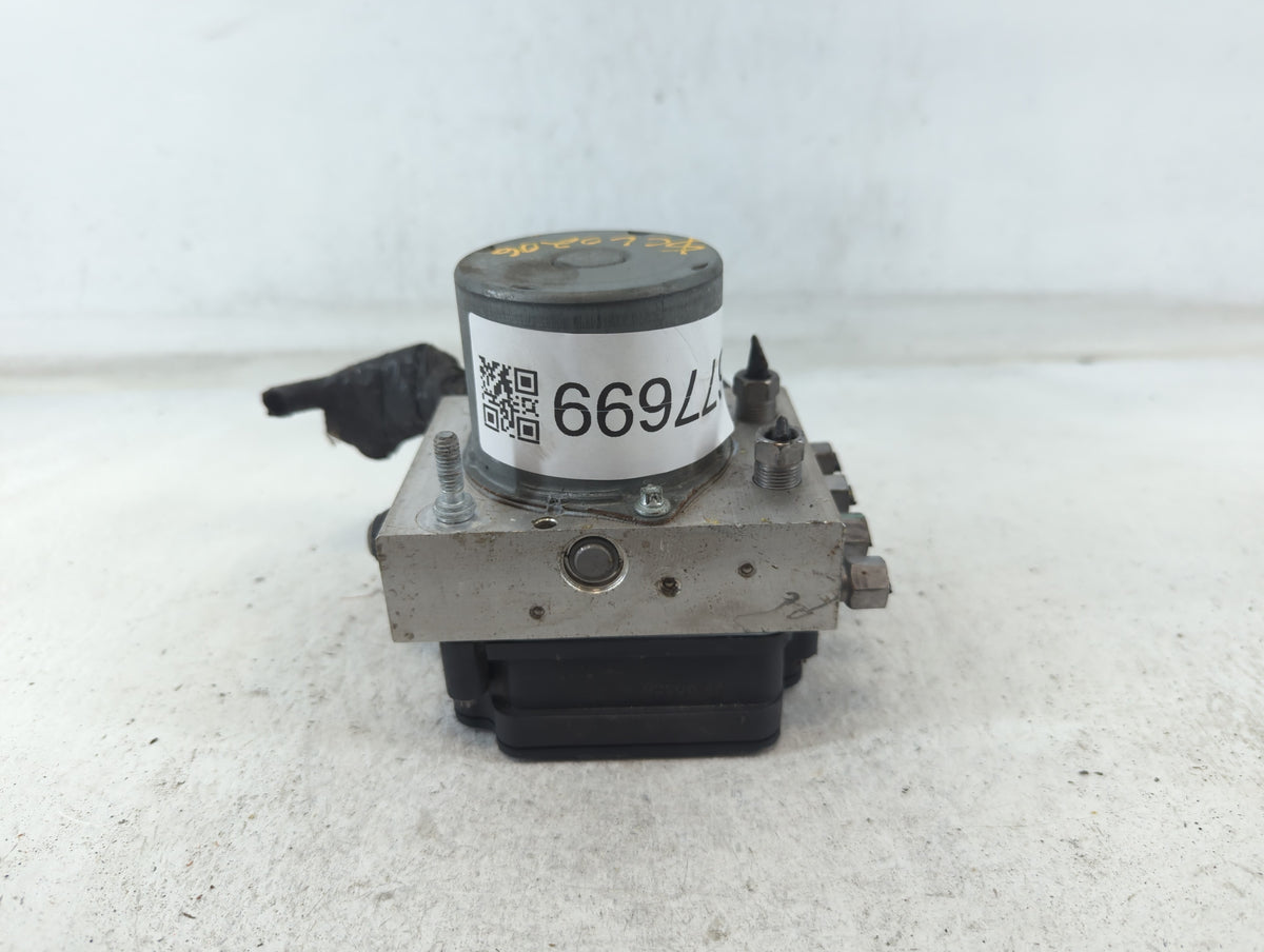 2019 Dodge Caravan Anti-Lock Brake ABS Pump Module Actuator OEM P/N:P68443867AA Fits Fits 2015 2016 2017 2018 2020 OEM Used 