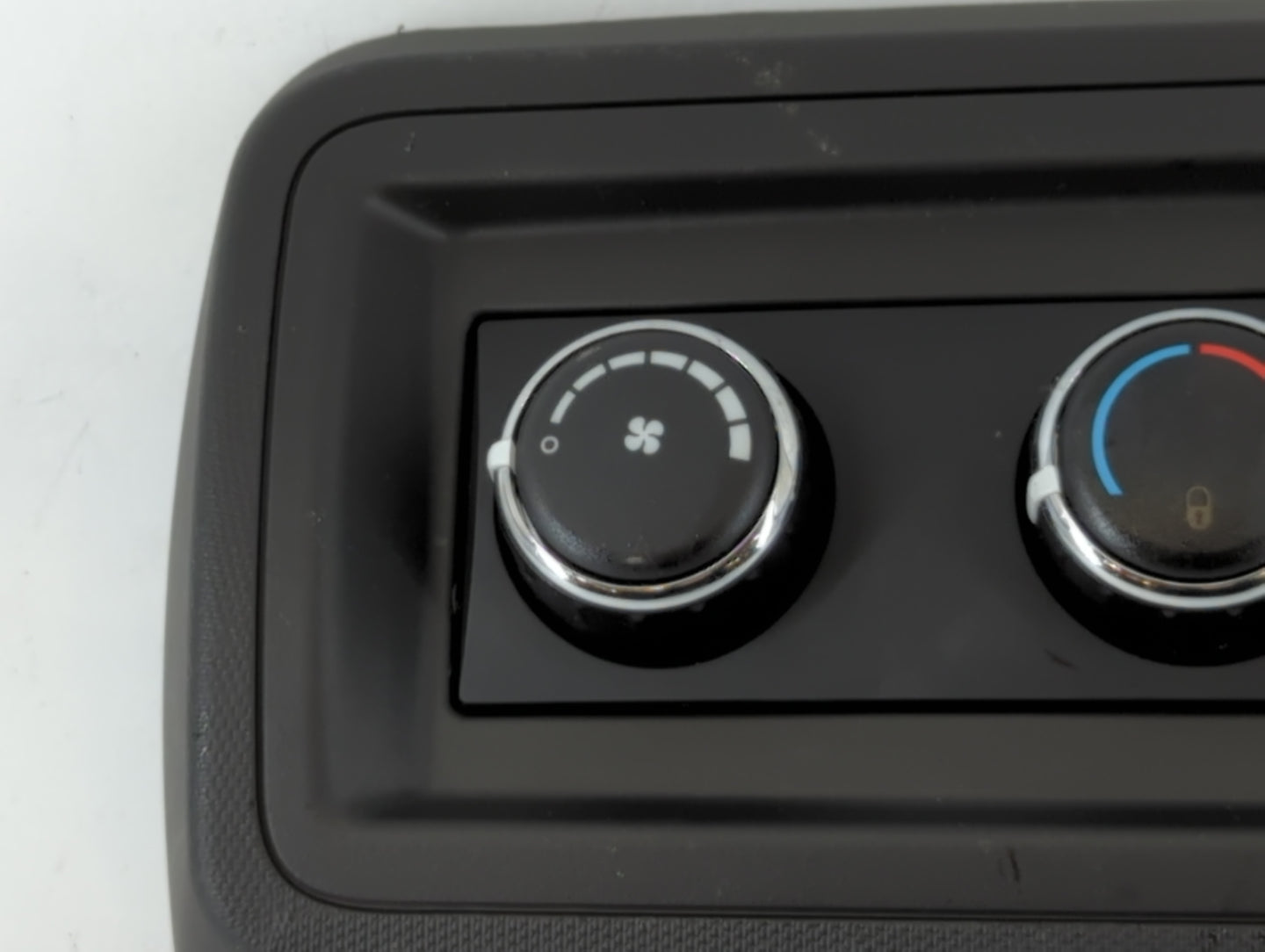 2019 Dodge Caravan Climate Control Module Temperature AC/Heater Replacement P/N:55111312AC Fits OEM Used Auto Parts - Oemuse