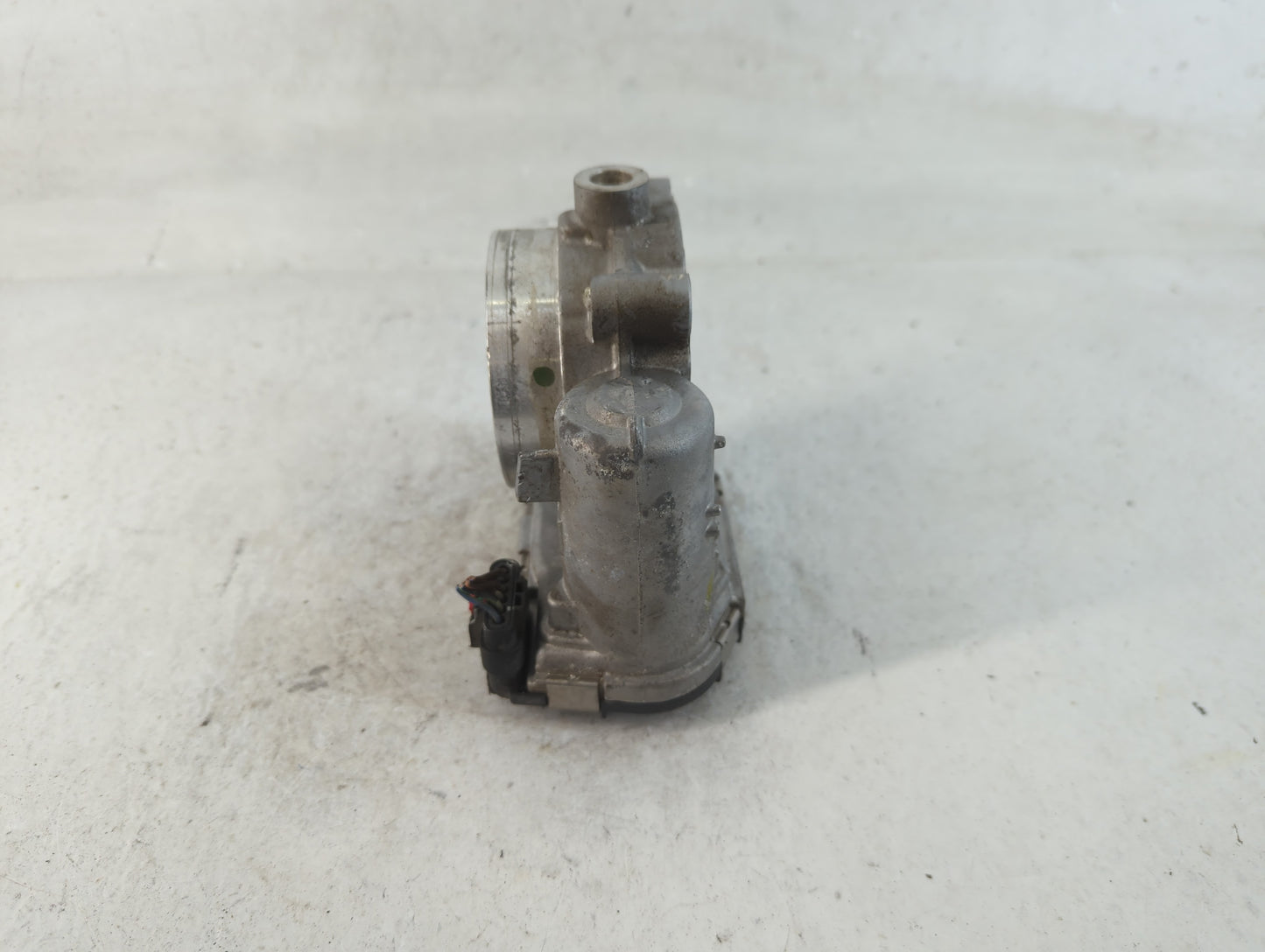 2019 Dodge Caravan Throttle Body P/N:05184349AE Fits Fits 2011 2012 2013 2014 2015 2016 2017 2018 2020 2021 2022 OEM Used Au