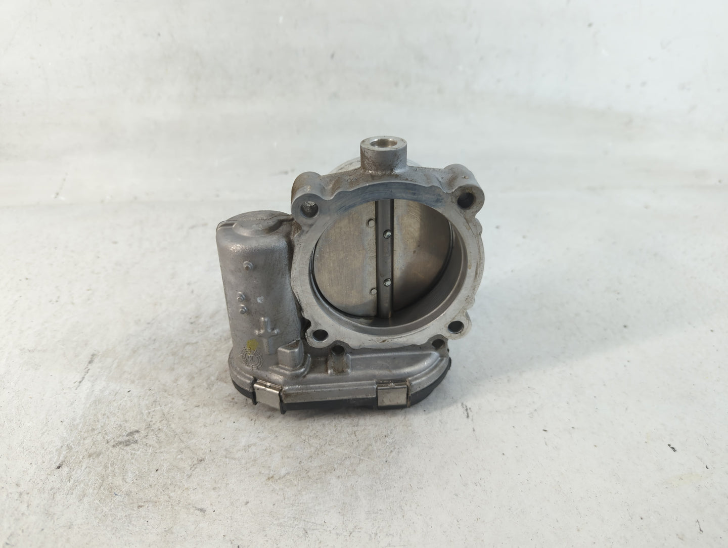 2019 Dodge Caravan Throttle Body P/N:05184349AE Fits Fits 2011 2012 2013 2014 2015 2016 2017 2018 2020 2021 2022 OEM Used Au
