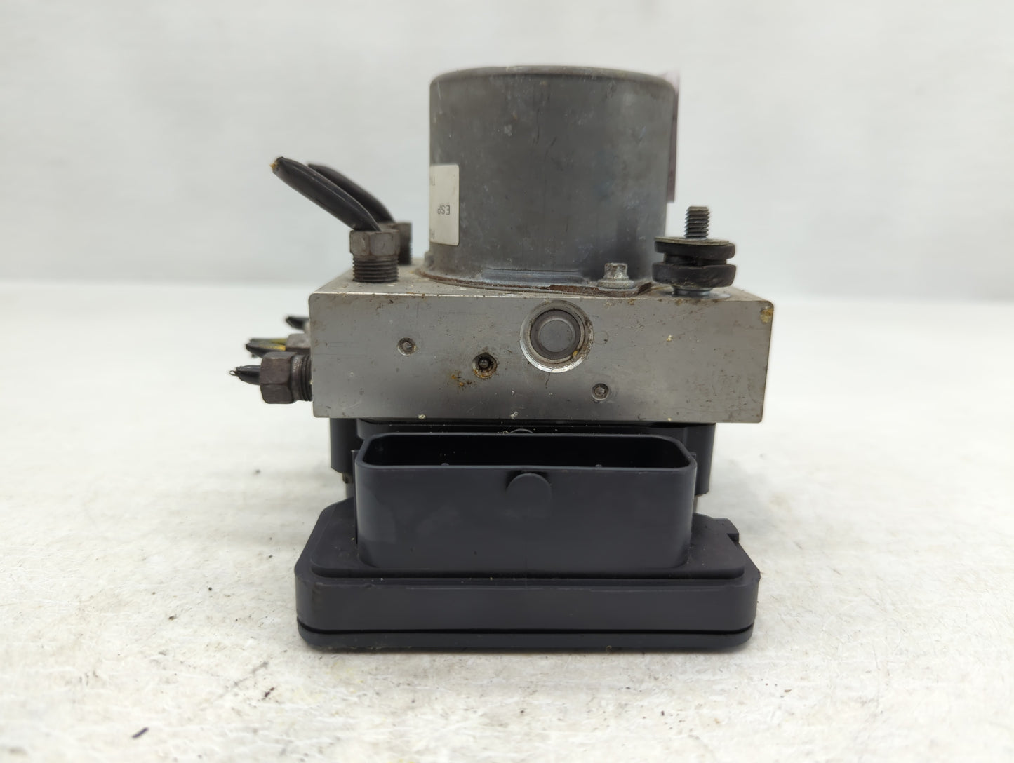 2019 Dodge Caravan ABS Pump Control Module Replacement P/N:P68443867AA Fits Fits 2015 2016 2017 2018 2020 OEM Used Auto Part