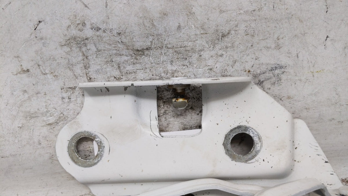 2019 Dodge Challenger Trunk Lid-hinge Left Drivers Side - Oemusedautoparts1.com