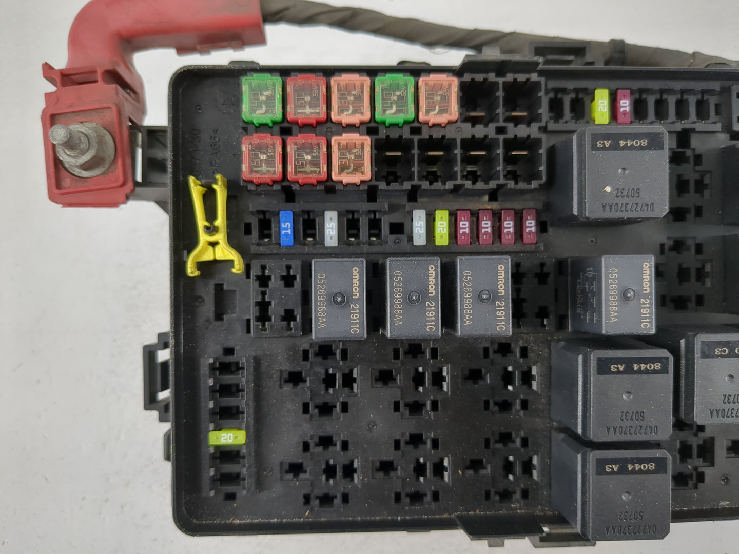 2019 Dodge Challenger Fusebox Fuse Box Panel Relay Module P/N:P68384600AC Fits OEM Used Auto Parts - Oemusedautoparts1.com