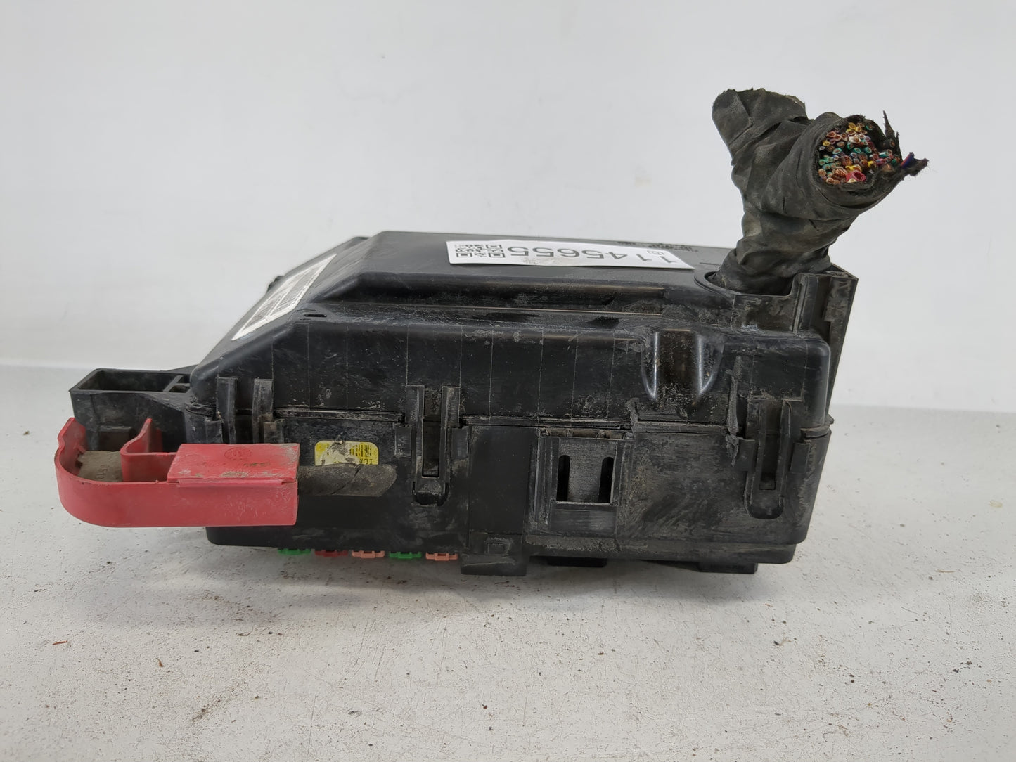 2019 Dodge Challenger Fusebox Fuse Box Panel Relay Module P/N:P68384600AC Fits OEM Used Auto Parts - Oemusedautoparts1.com