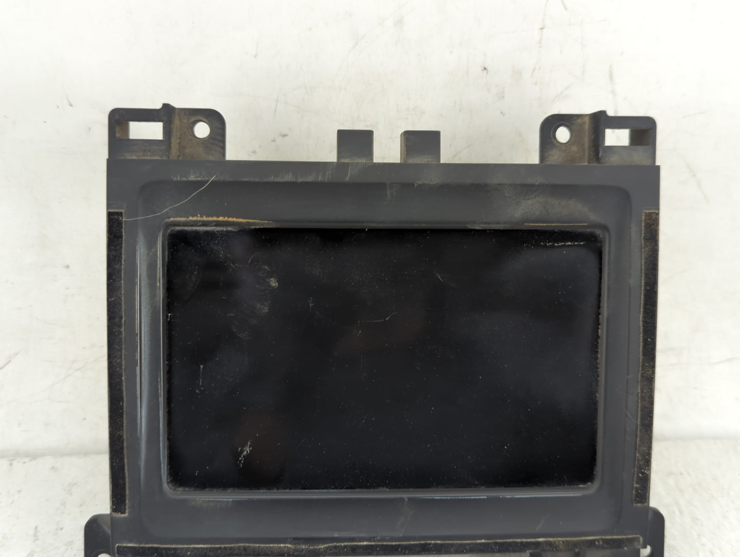 2018-2019 Dodge Challenger Radio AM FM Cd Player Receiver Replacement P/N:P68399217AB Fits Fits 2018 2019 OEM Used Auto Part