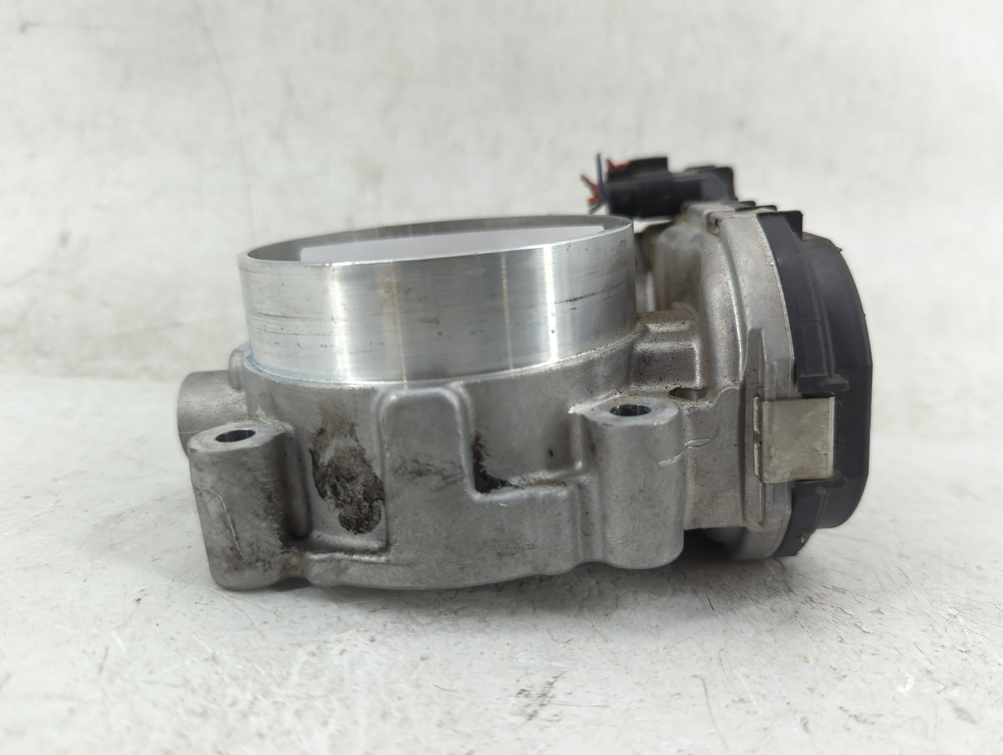 2011-2022 Dodge Challenger Throttle Body P/N:0 280 750 770 05184349AE Fits OEM Used Auto Parts - Oemusedautoparts1.com