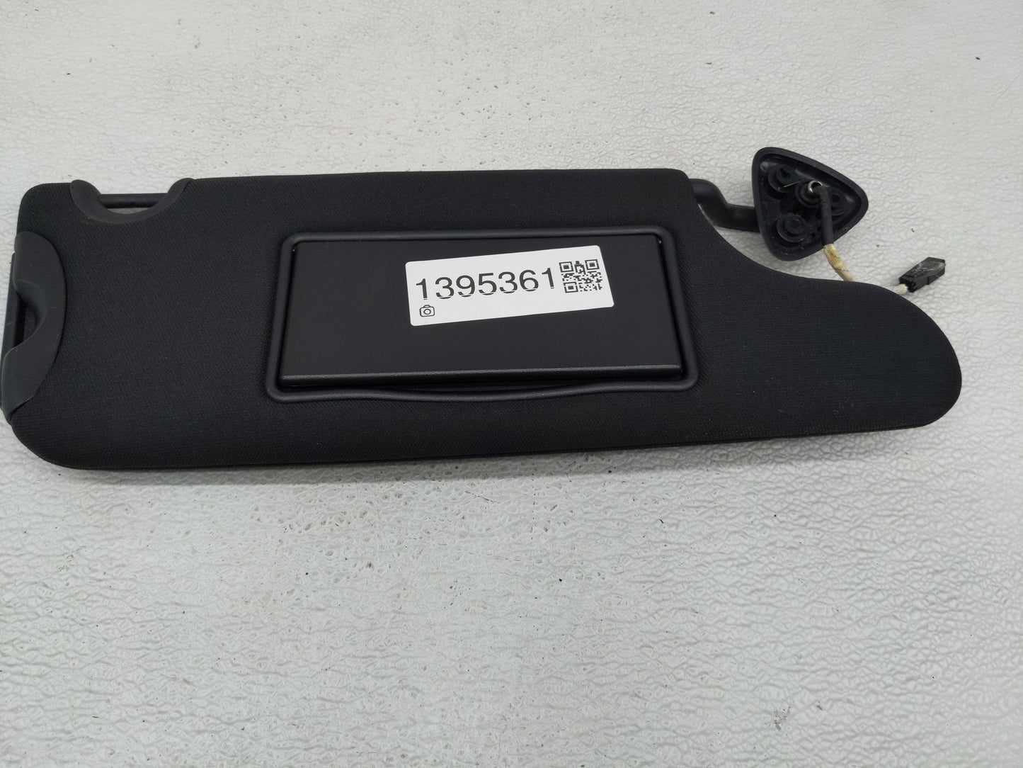 2018-2022 Dodge Challenger Sun Visor Shade Replacement Passenger Right Mirror Fits Fits 2018 2019 2020 2021 2022 OEM Used Au