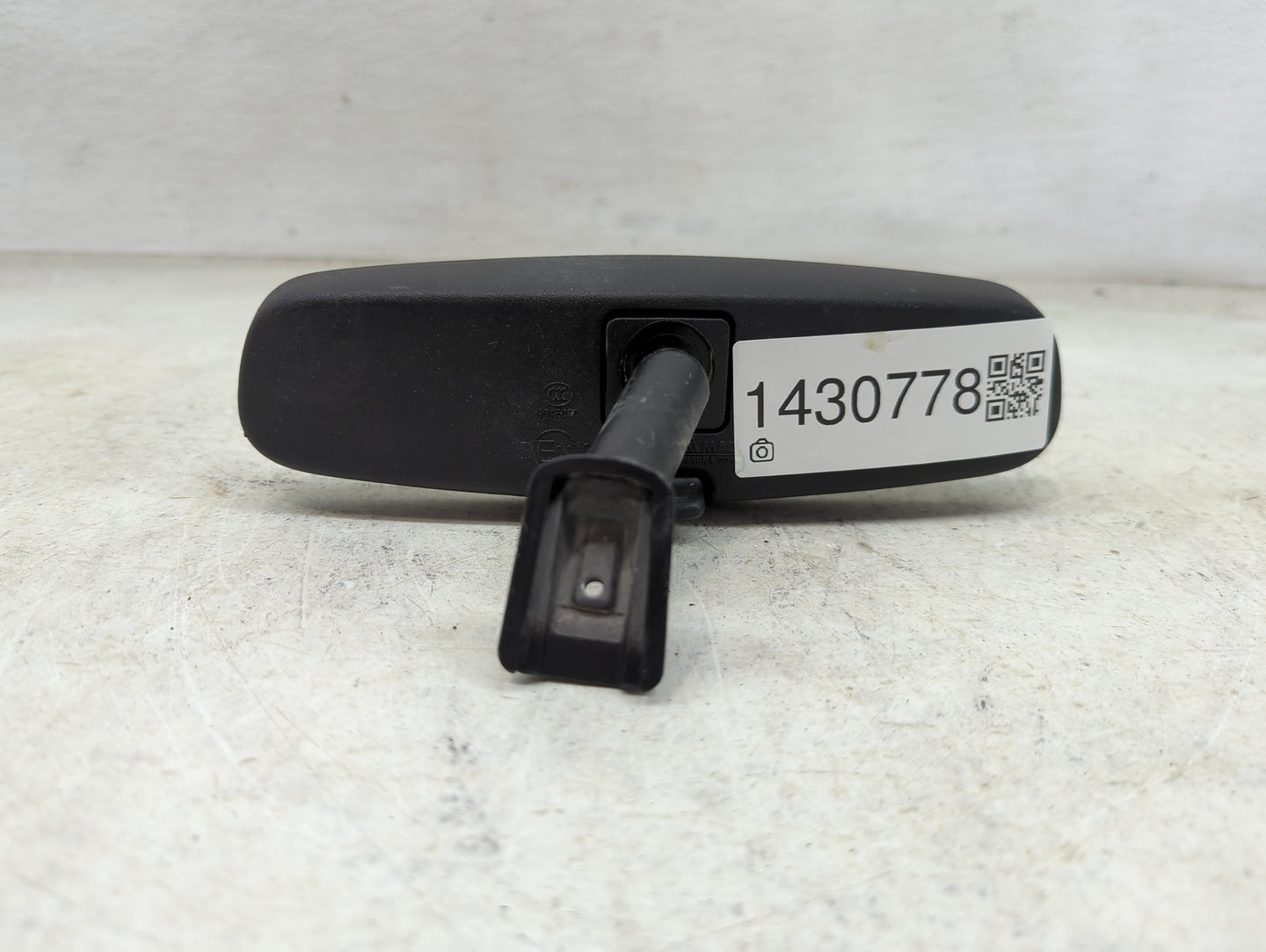 2019 Dodge Challenger Interior Rear View Mirror Replacement OEM P/N:026150 A046070 Fits OEM Used Auto Parts - Oemusedautopar