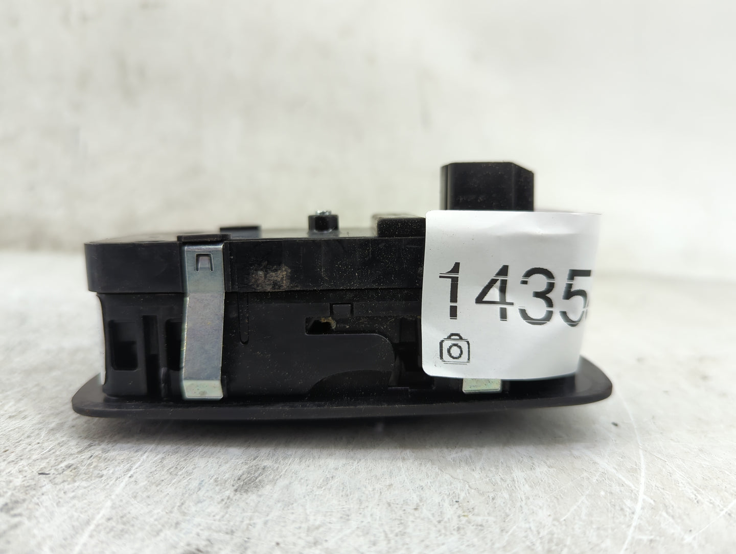 2015-2022 Dodge Challenger Master Power Window Switch Replacement Driver Side Left Fits OEM Used Auto Parts - Oemusedautopar