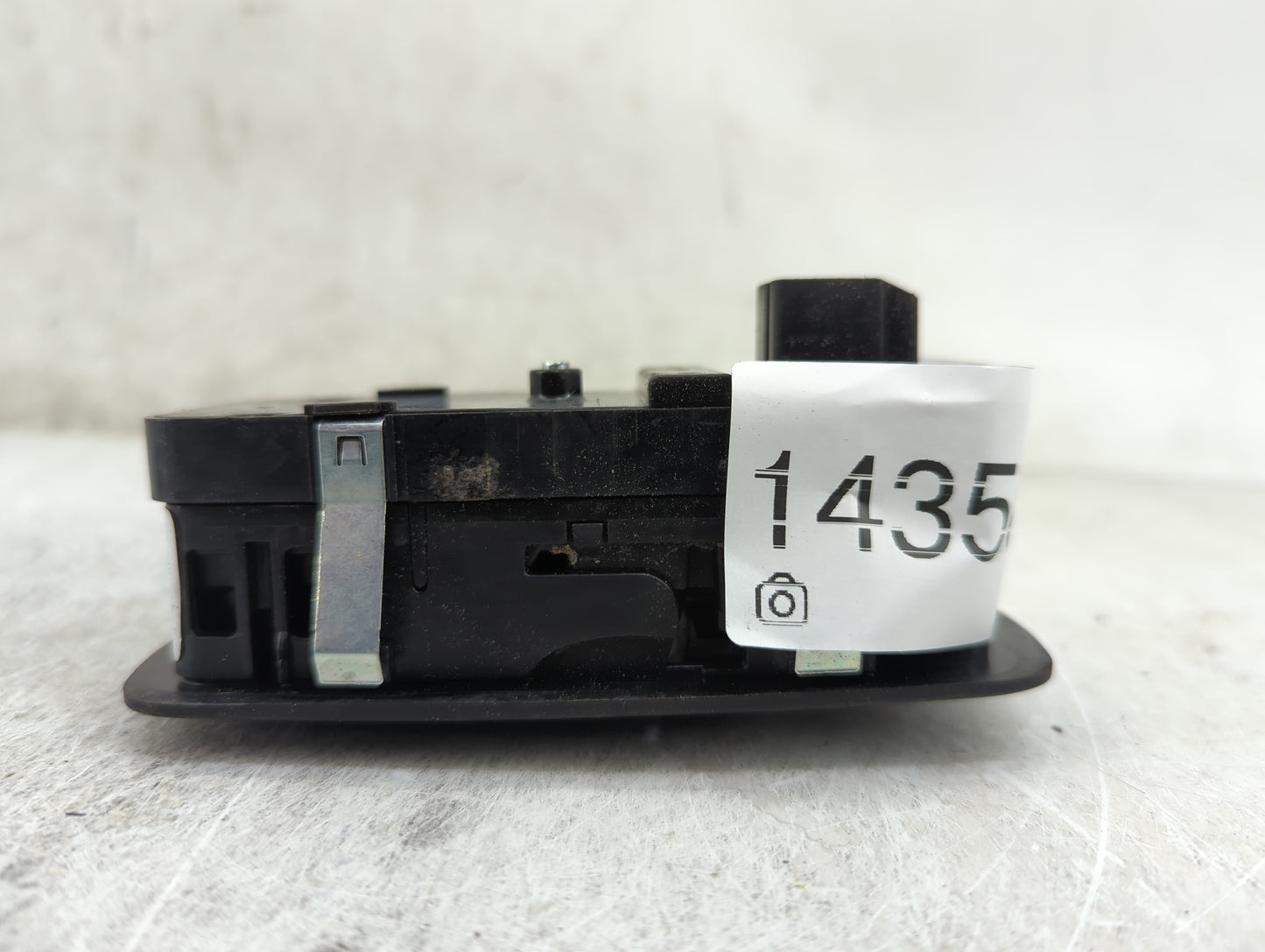 2015-2022 Dodge Challenger Master Power Window Switch Replacement Driver Side Left Fits OEM Used Auto Parts - Oemusedautopar