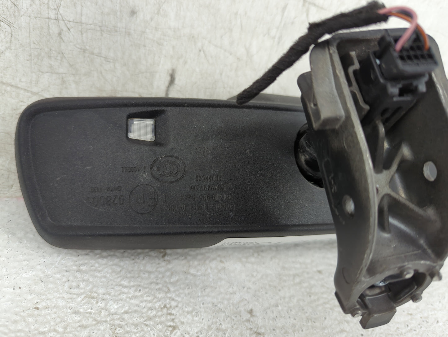 2019 Dodge Challenger Interior Rear View Mirror Replacement OEM P/N:028005 GNTX-1227, 68324973AA, F00RRCXG, 061219 905-5255 