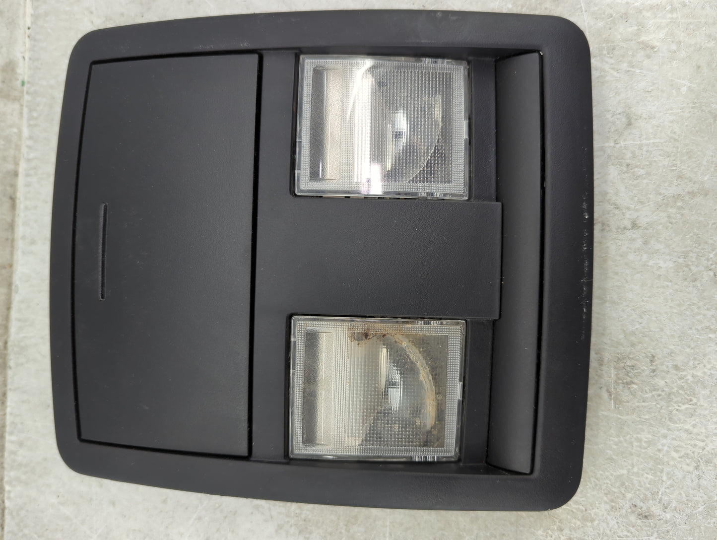 2019 Dodge Challenger Overhead Roof Console - Oemusedautoparts1.com