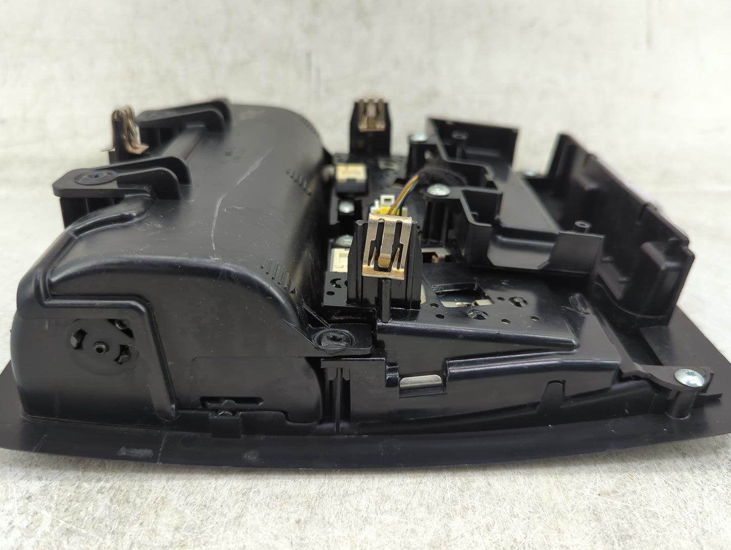 2019 Dodge Challenger Overhead Roof Console - Oemusedautoparts1.com