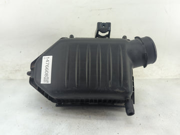2011-2019 Dodge Challenger Air Cleaner Intake-duct Hose Tube 1476608 - Oemusedautoparts1.com