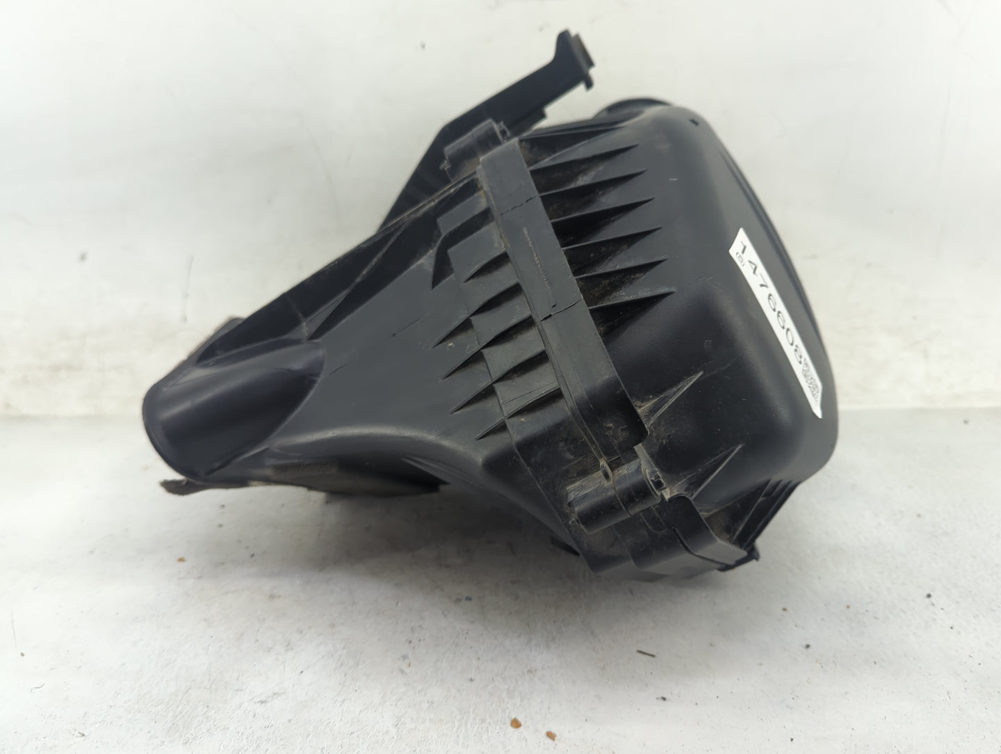 2011-2019 Dodge Challenger Air Cleaner Intake-duct Hose Tube 1476608 - Oemusedautoparts1.com