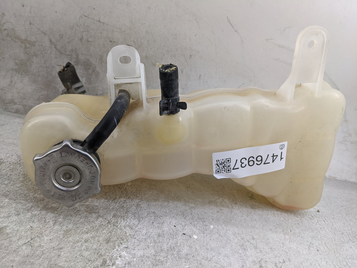 2011 Dodge Challenger Radiator Coolant Overflow Expansion Tank Bottle 1476937 - Oemusedautoparts1.com