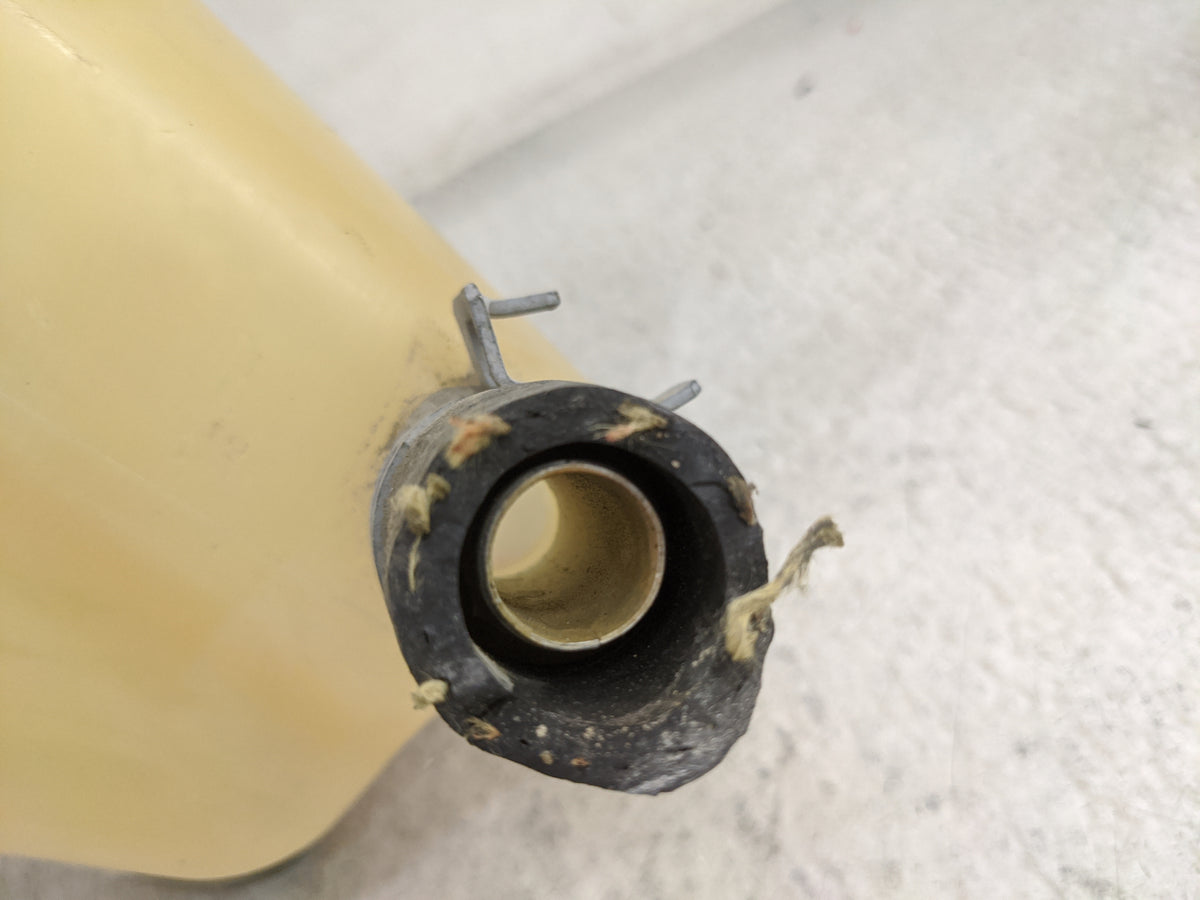 2011 Dodge Challenger Radiator Coolant Overflow Expansion Tank Bottle 1476937 - Oemusedautoparts1.com