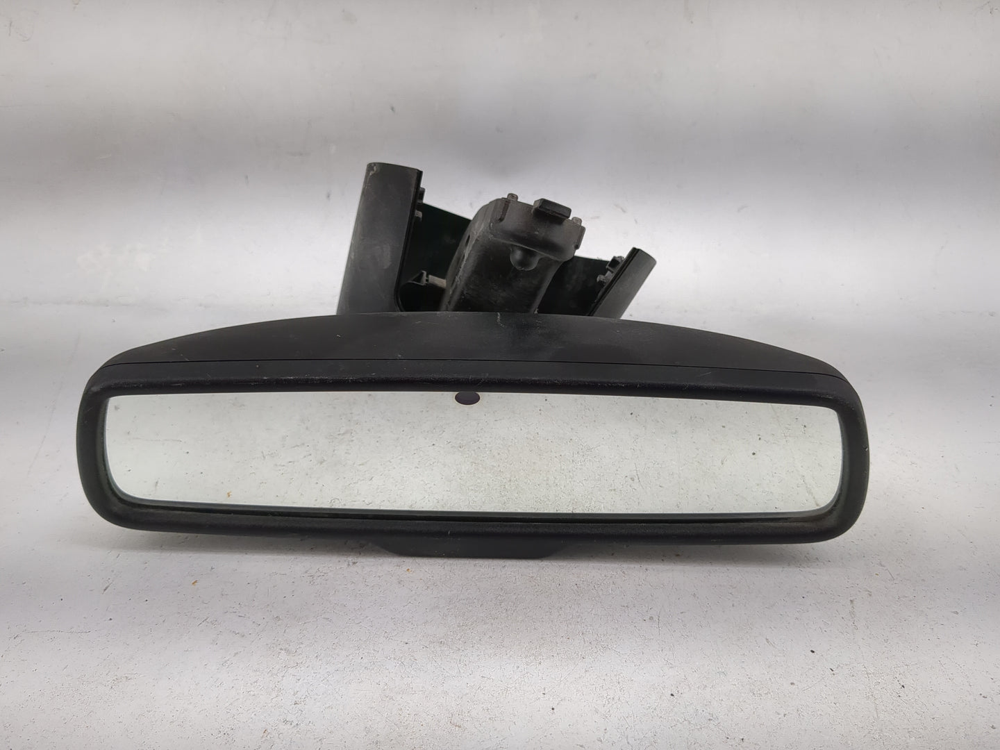 2015-2016 Dodge Challenger Interior Rear View Mirror Replacement OEM P/N:028005 GNTX-1122 Fits Fits 2015 2016 OEM Used Auto 