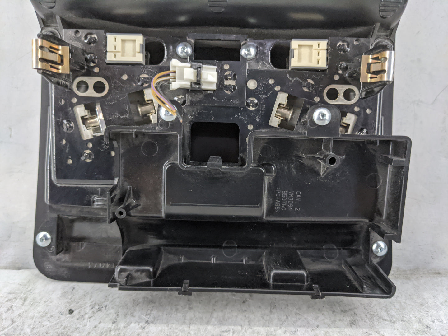 2019 Dodge Challenger Overhead Roof Console Black - Oemusedautoparts1.com