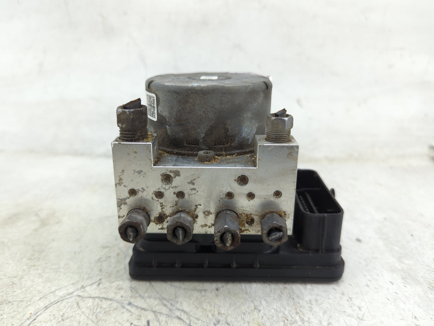 2018-2022 Dodge Challenger ABS Pump Control Module Replacement P/N:P68394697AD 68394697AD Fits Fits 2018 2019 2020 2021 2022