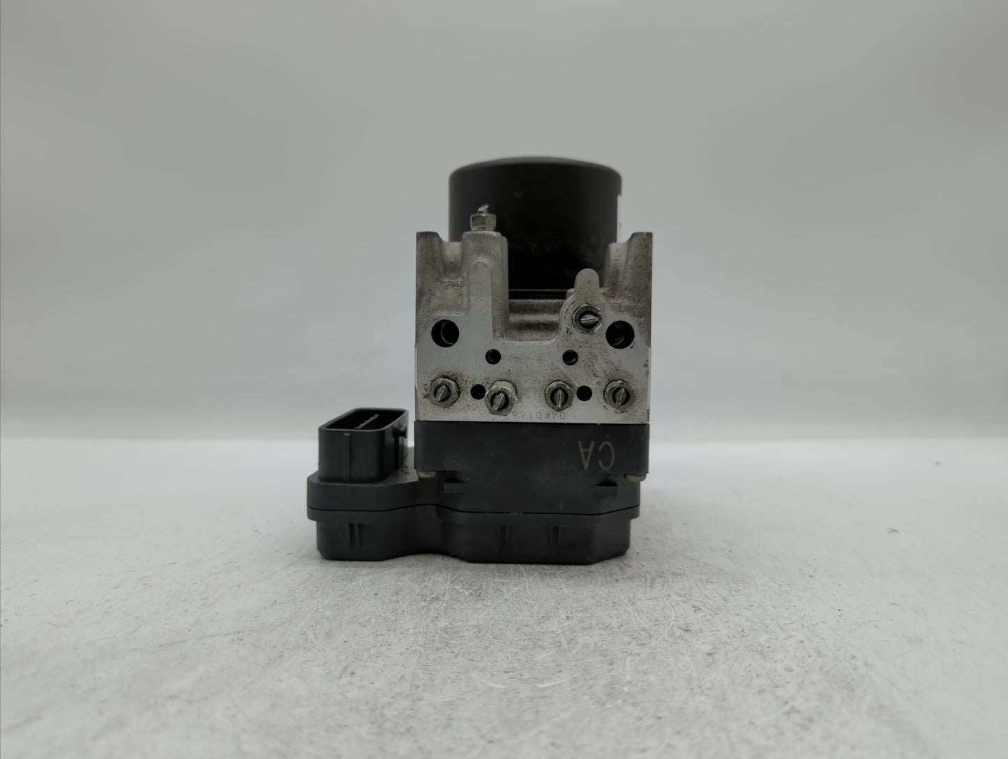 2011-2018 Dodge Challenger Throttle Body P/N:05184349AB 05184349AE Fits Fits 2011 2012 2013 2014 2015 2016 2017 2018 2019 OE