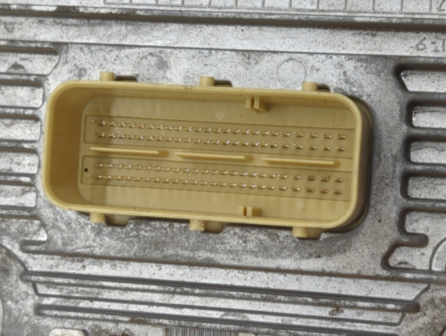 2018-2019 Dodge Challenger PCM Engine Control Computer ECU ECM PCU OEM P/N:P68330904AA P68395663AD Fits Fits 2018 2019 OEM U